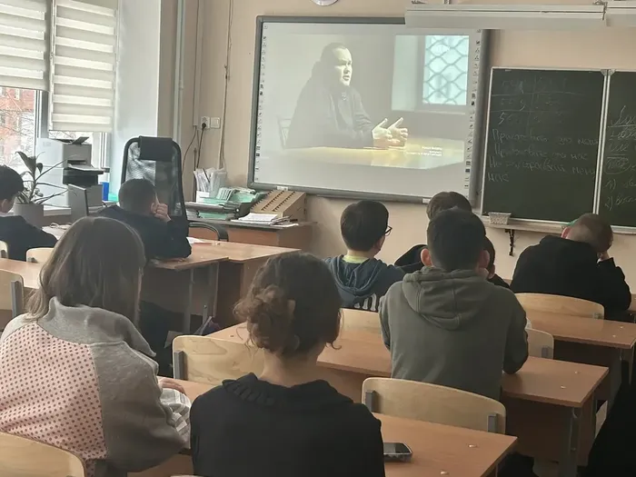 6f15835b-16fa-4b53-ab9b-ae455ae4130e