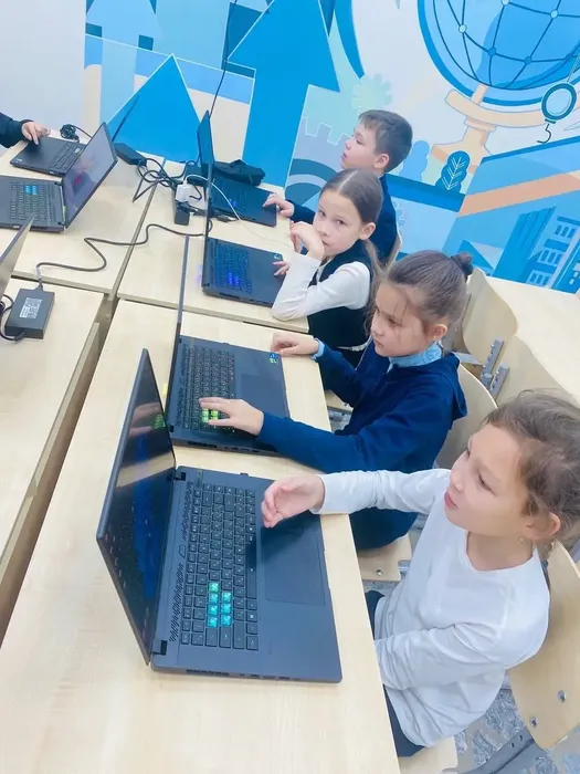 438c0f0a-bda3-4ce8-9859-a354bbfa38ea